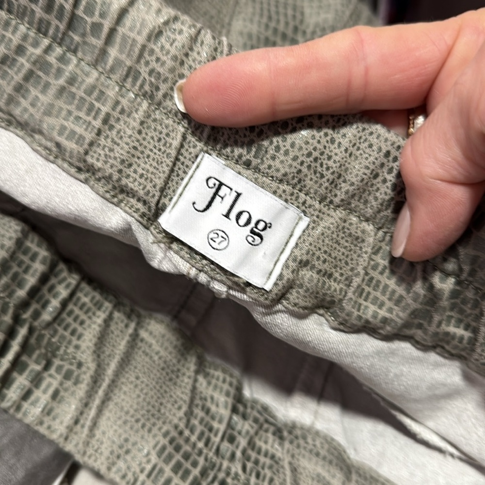 Bevy Flog Green Snake Print Shely Pant Size 27 - image 7